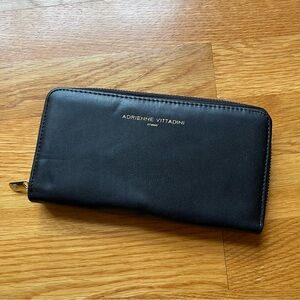 Adrienne Vittadini Black Wallet